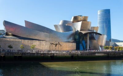 Acto I: Ácido Hialurónico en Bilbao — La Ciencia de la Hidratación Profunda